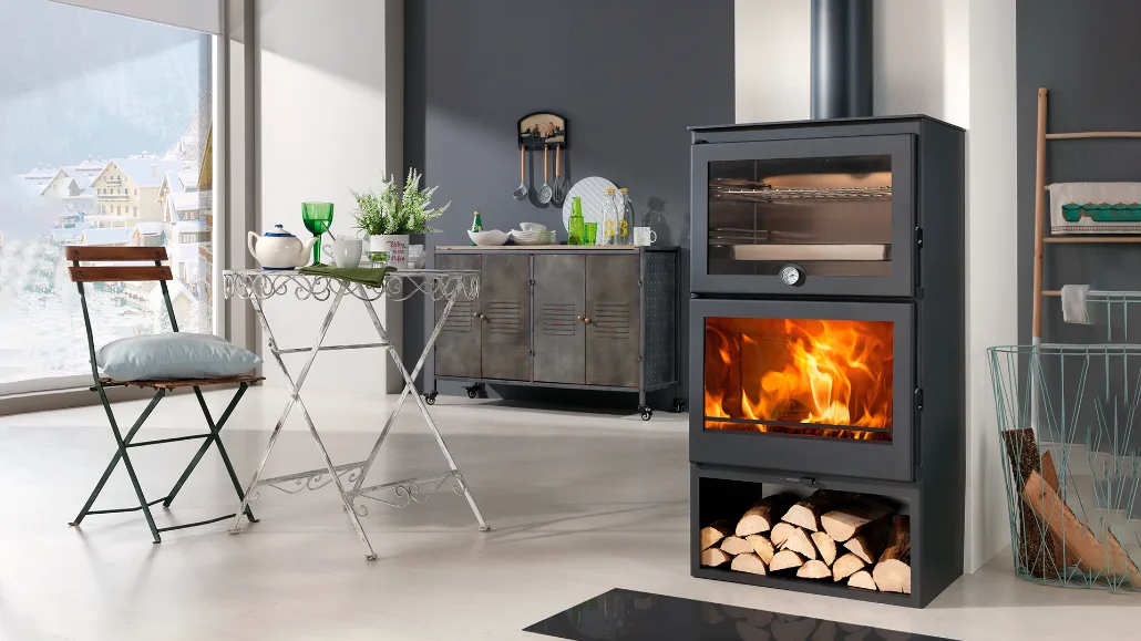 Kaminofen mit Backfach: PANADERO GOURMET im Wohnraum